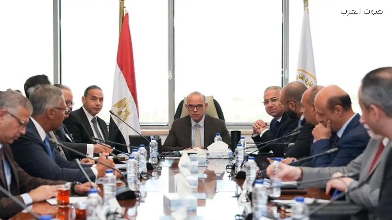 وزير الاستثمار: ربط إلكتروني لخدمات المستثمرين بين 5 جهات