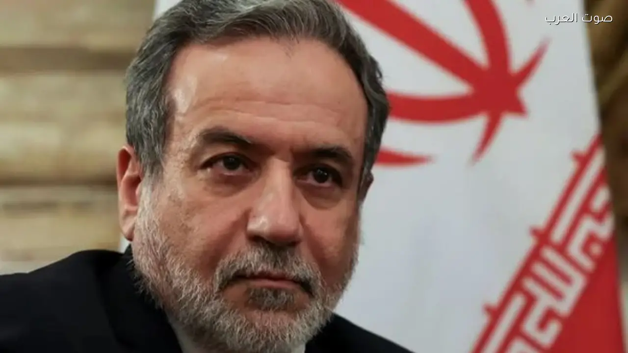 وزير الخارجية الإيراني يعتمد المساومة الدبلوماسية في محادثات النووي