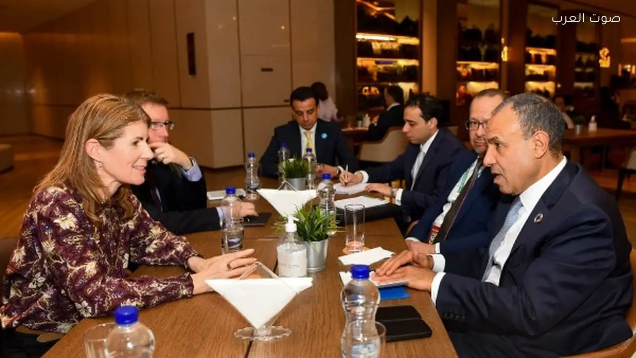 وزير الخارجية يبحث قضايا السودان والصومال مع وزيرة التنمية البريطانية