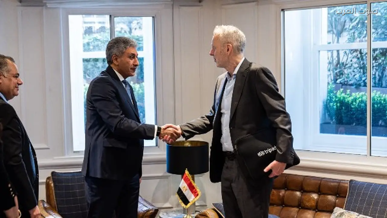 وزير السياحة يبحث تعزيز التعاون مع منصة عالمية شهيرة
