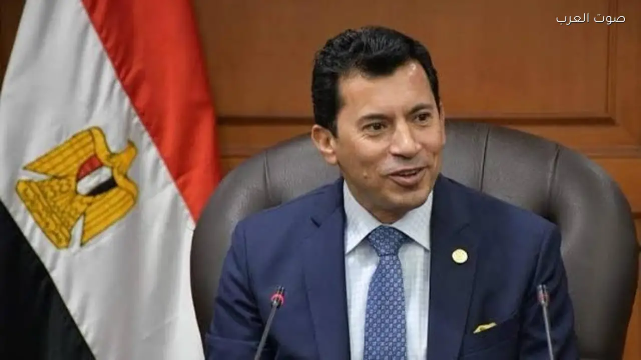 وزير الشباب والرياضة يهنئ أبطال تنس الطاولة بعد الفوز بكأس أفريقيا