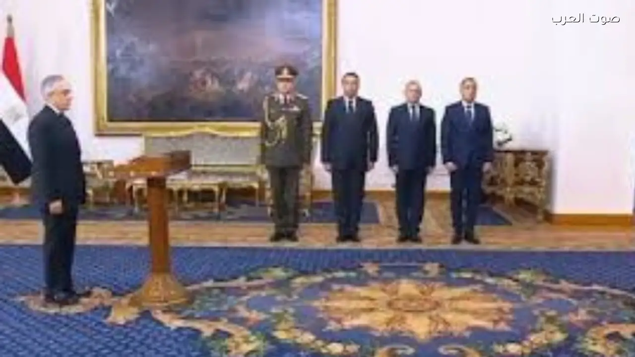 وزير العدل الجديد محمود الشريف يؤدي اليمين أمام الرئيس السيسي