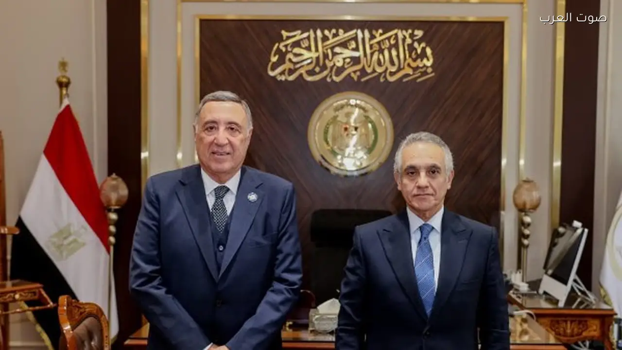 وزير العدل يهنئ رئيس المحكمة الدستورية العليا بمنصبه الجديد