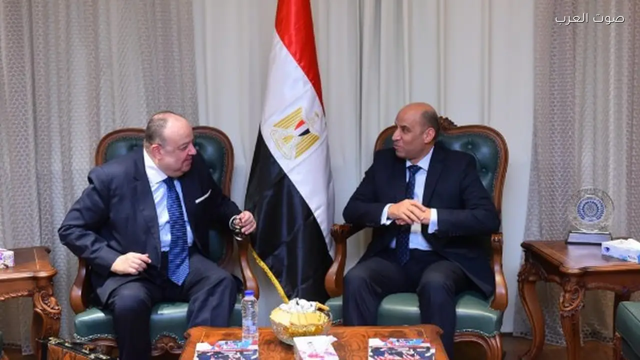 وزير العمل يبحث فتح أسواق جديدة للكوادر المصرية