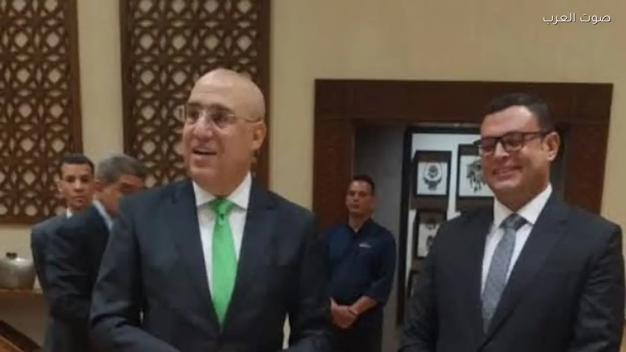 وزيرا الإسكان يشهدان صفقات كبرى قبل مغادرة منصبيهما مباشرة
