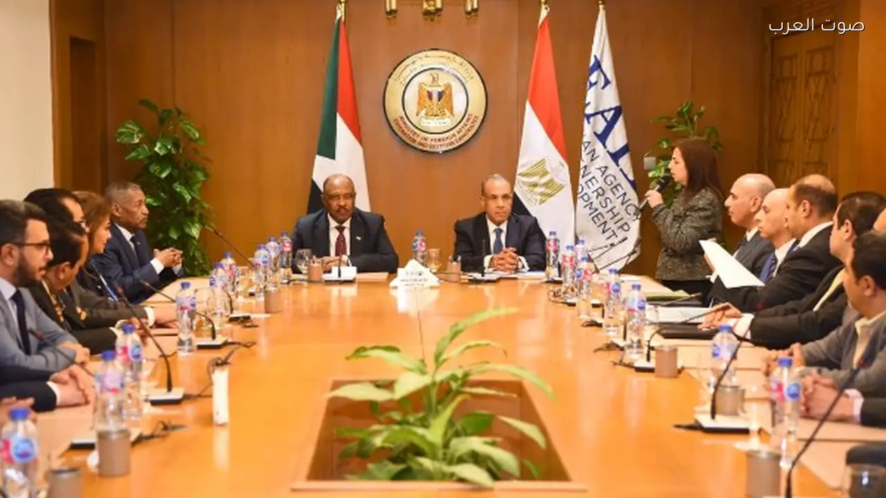 وزيرا خارجية مصر والسودان يكرمان أطباء القافلة الطبية لدعم الصحة في السودان