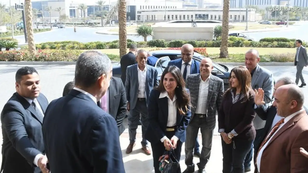 وزيرة الإسكان تعلن عن تطوير آليات المتابعة والأداء المؤسسي