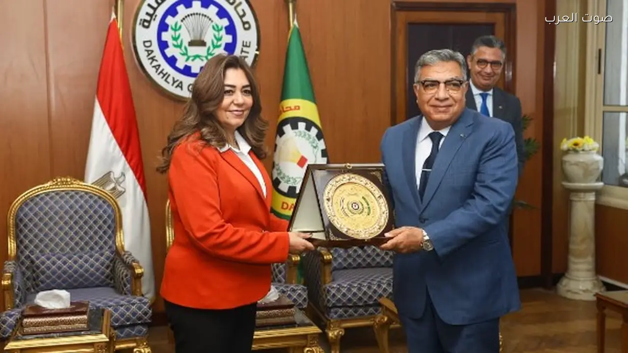 وزيرة التنمية المحلية تفتتح مشروعات خدمية في الدقهلية