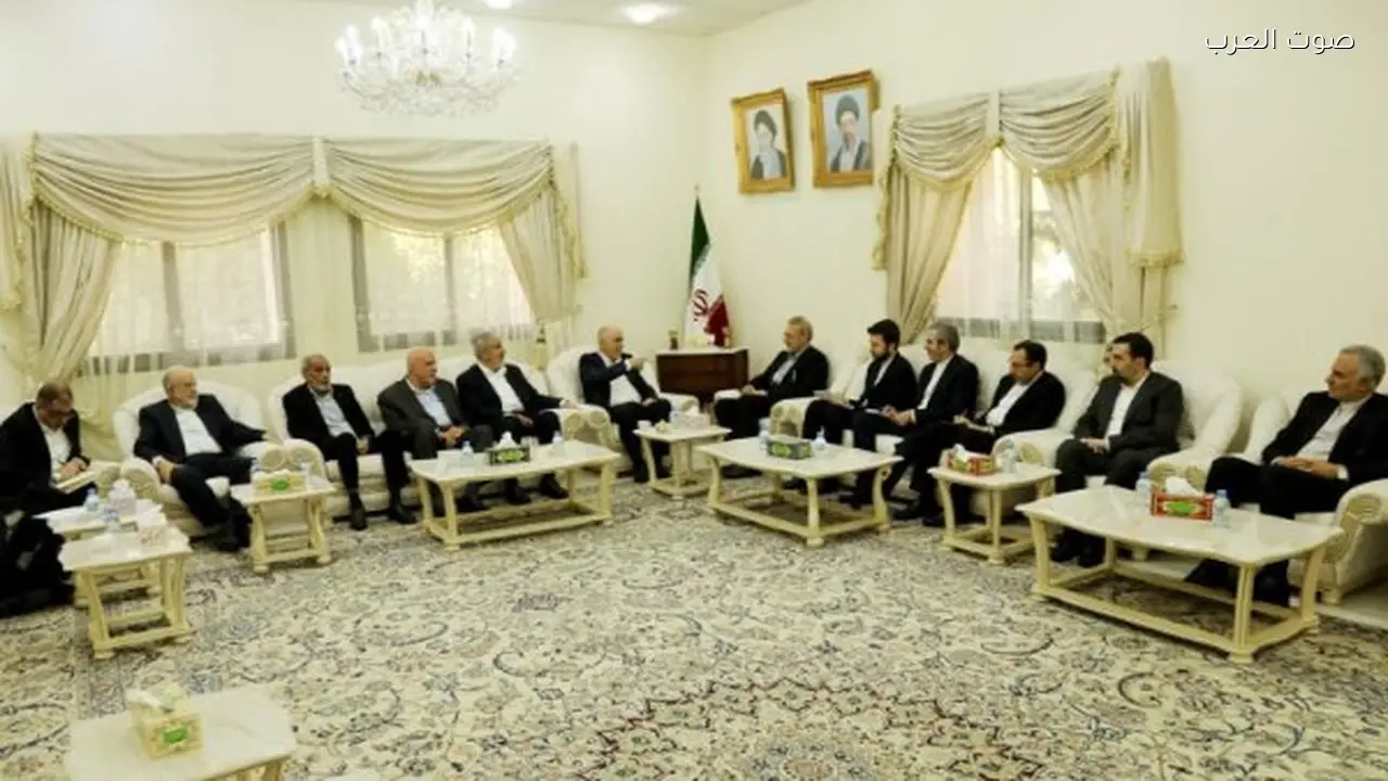 وفد حماس يبحث أوضاع غزة مع لاريجاني في الدوحة