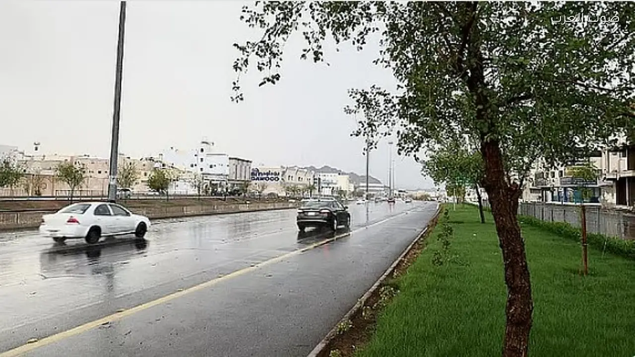 142 محطة لرصد الأمطار في 12 منطقة بالسعودية