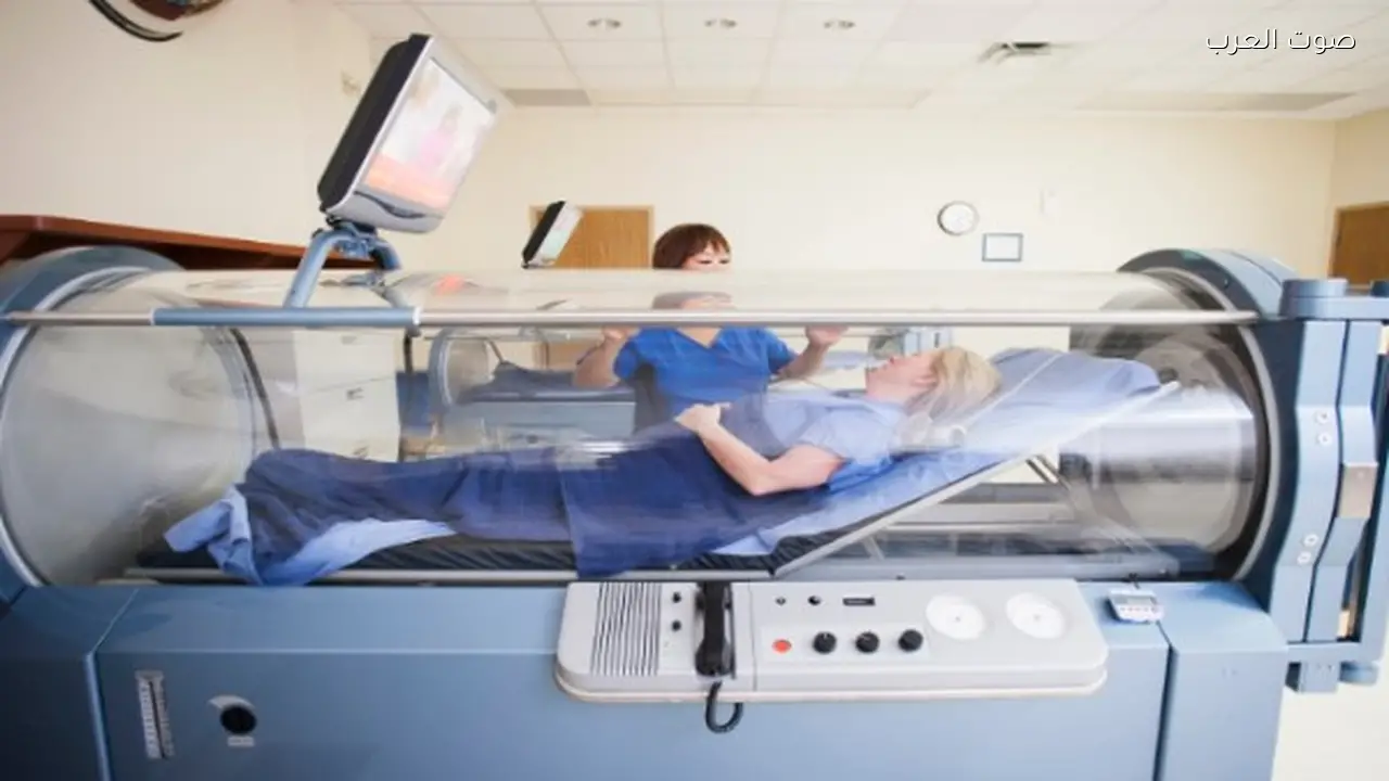 أسباب استخدام العلاج بالأكسجين المضغوط ومخاطره المحتملة