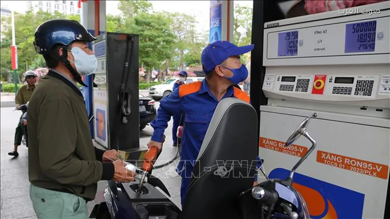 أسباب استقرار أسعار البنزين والديزل رغم انخفاض النفط العالمي