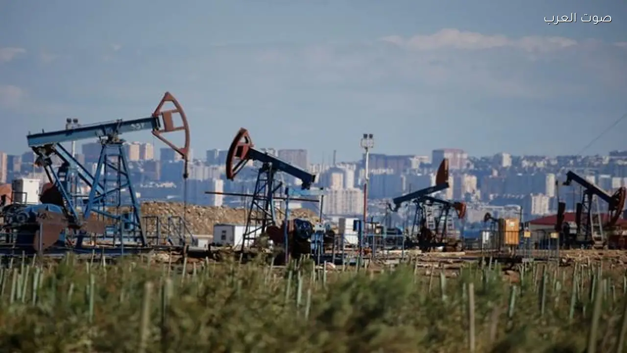 أسعار النفط: تأثير الحرب على السيناريوهات التاريخية وتوقعات بلوغ 200 دولار للبرميل