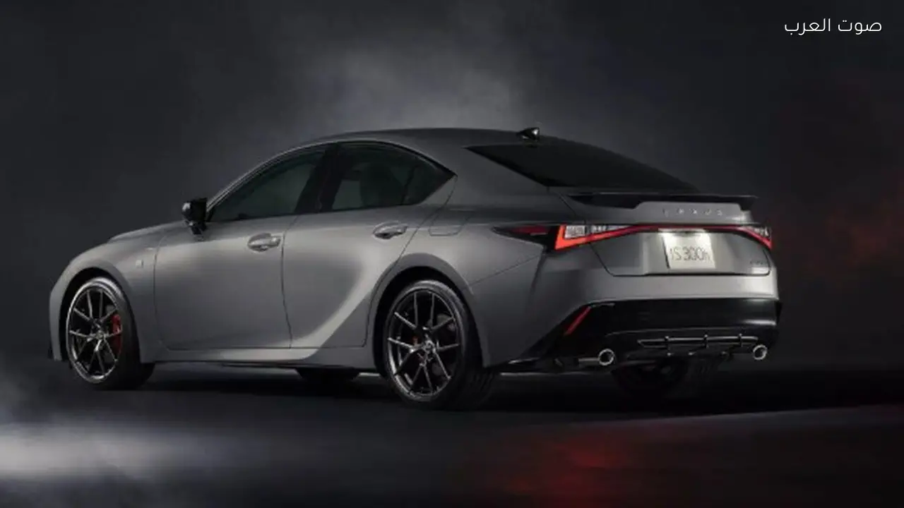 أسعار ومواصفات لكزس IS 2026 في السعودية