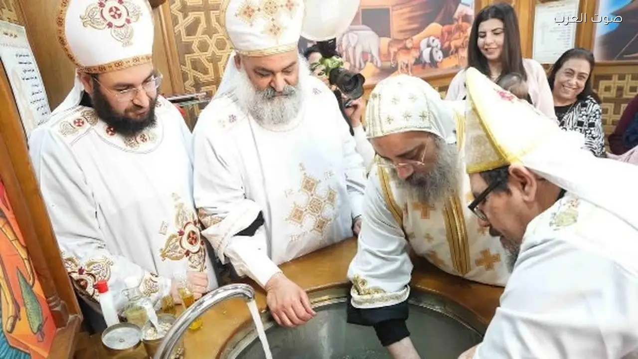 أسقف أبو قرقاص يدشن معمودية ويعين شمامسة جدد