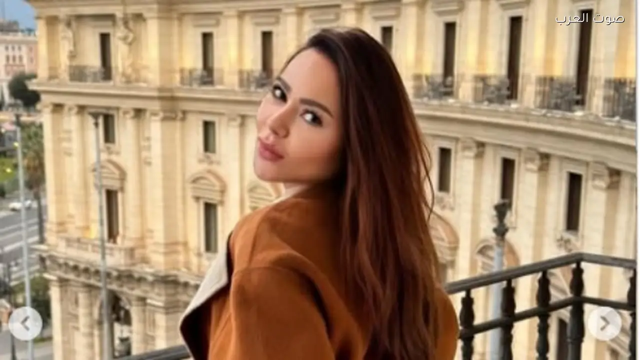 أسما إبراهيم تتألق بأناقتها في إيطاليا