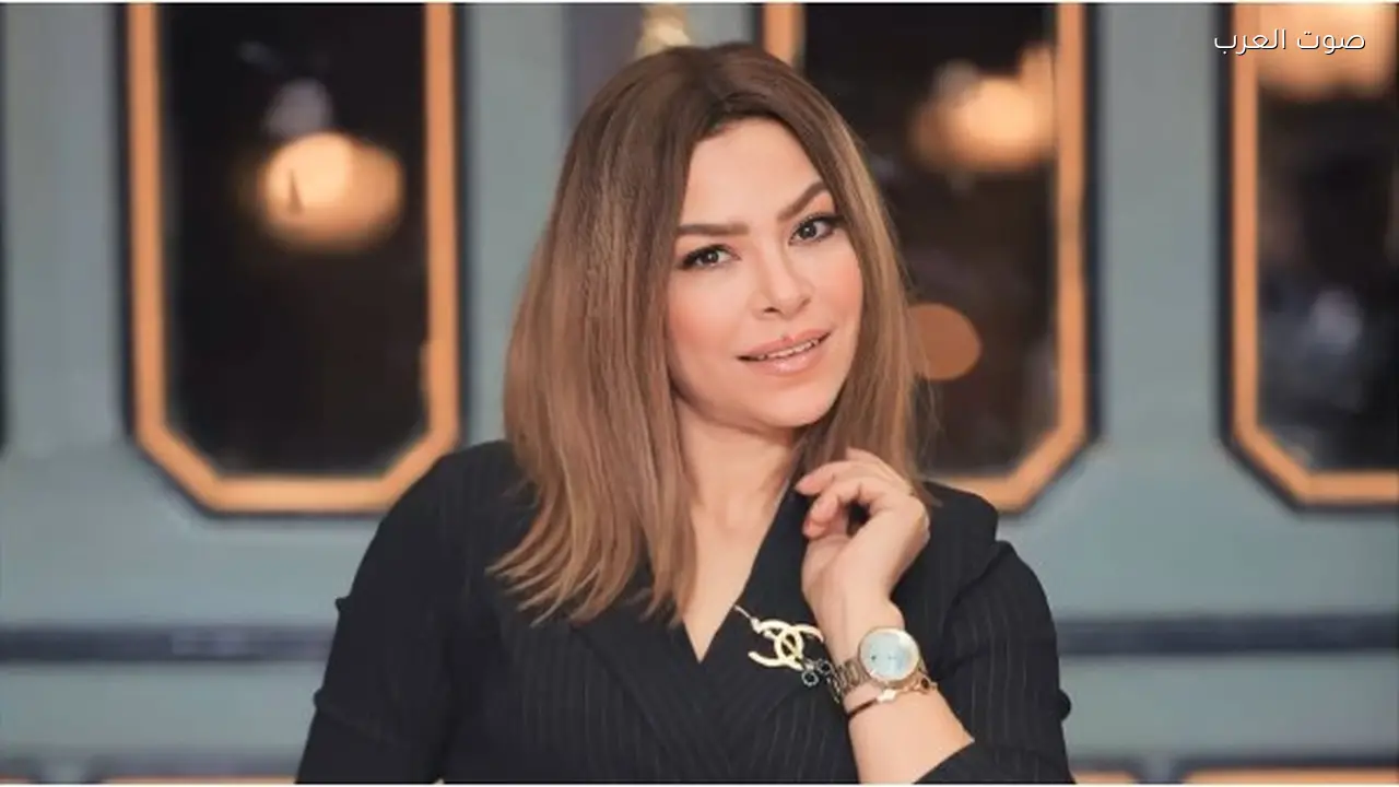 ألفت عمر تطالب بالدعاء للعودة من السعودية بعد إغلاق المجال الجوي