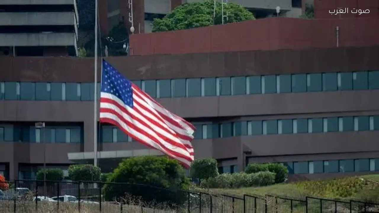 أمريكا تطلب من دبلوماسييها غير الأساسيين مغادرة السعودية