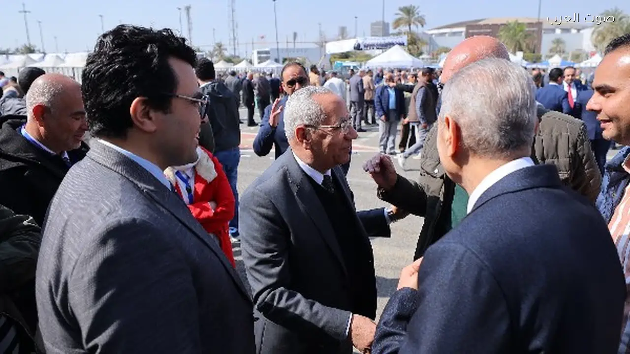 أمين المهندسين يدلي بصوته ويشدد على أهمية المشاركة المهنية