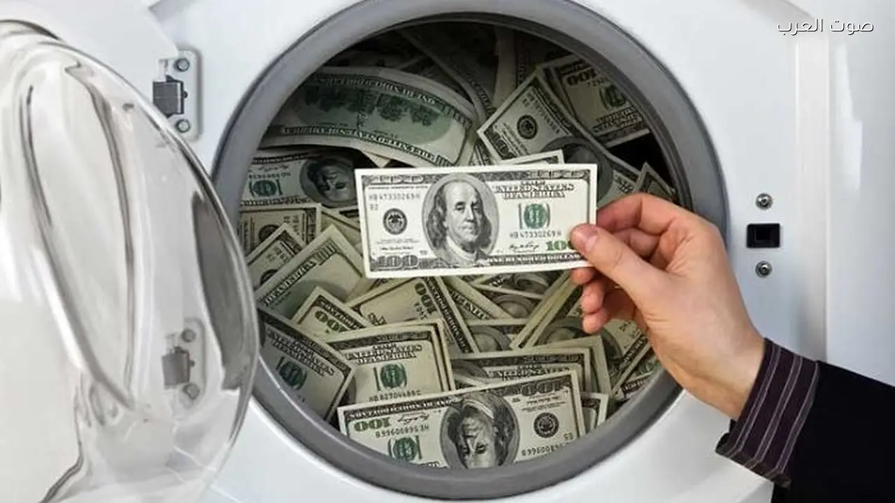 إحالة متهمين للمحاكمة بتهمة جمع أموال من الجمهور زعمًا لتوظيفها