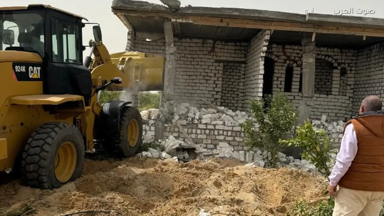 إزالة تعديات على 8 آلاف متر وتطهير 30 كيلومتراً من المساقي في مصر