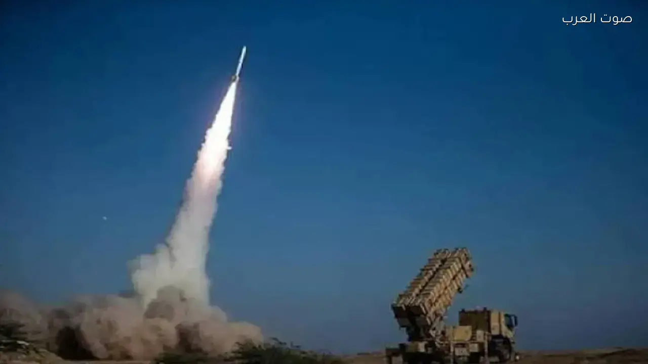 إصابة 5 أشخاص جراء سقوط شظايا صاروخ قرب خليفة الاقتصادية بالإمارات