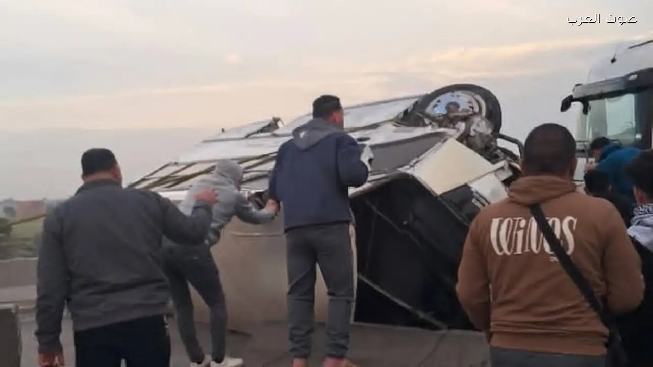 إصابة 9 في انقلاب أتوبيس على الطريق الإقليمي بالشرقية