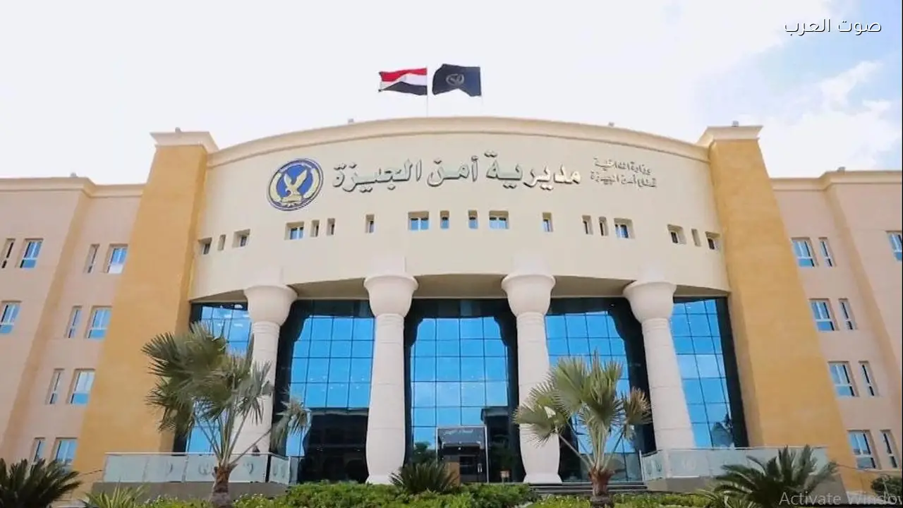 إعلامية تتهم جامعة بمنع نجلها من الامتحان في أكتوبر