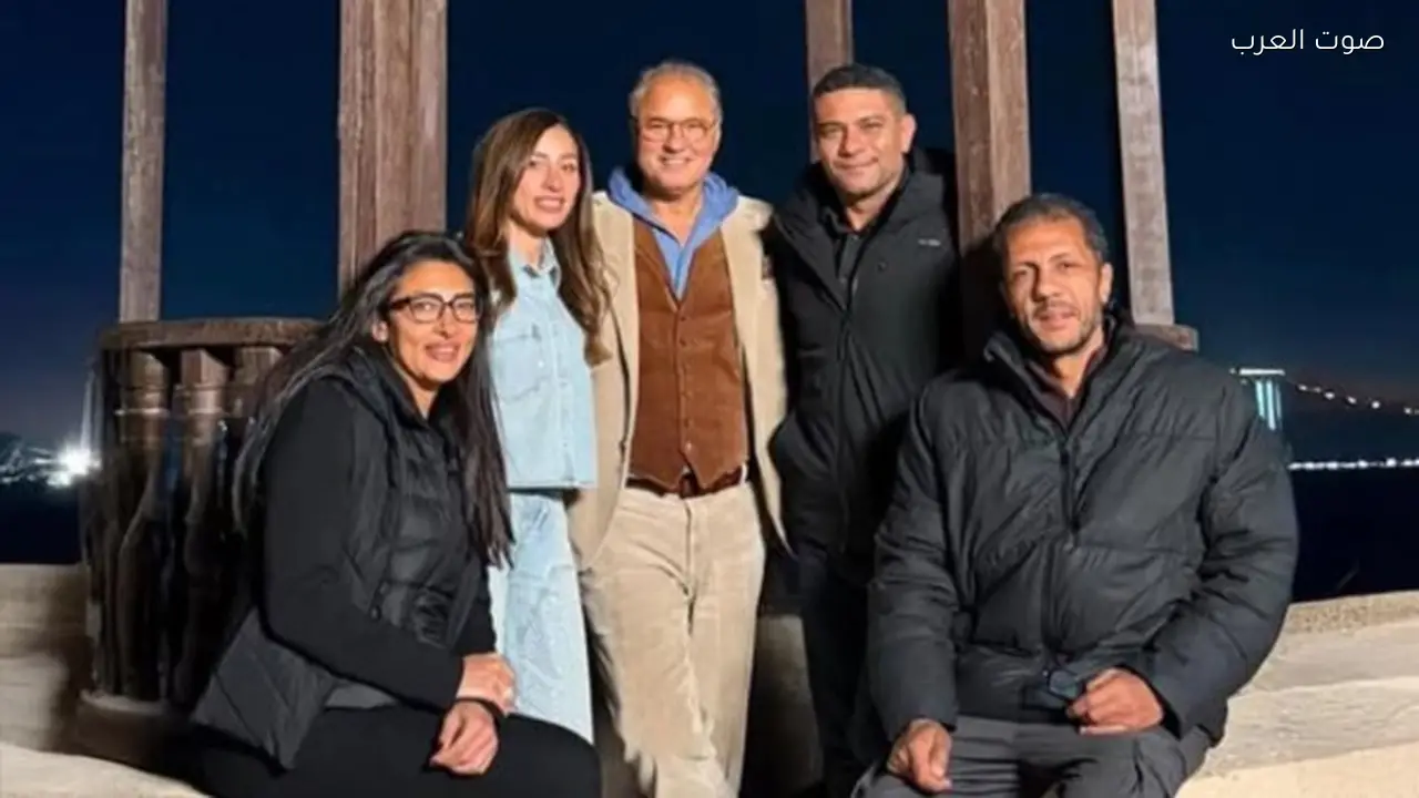 إلهام شاهين تبرز جمال الحب في مسلسل “اتنين غيرنا”