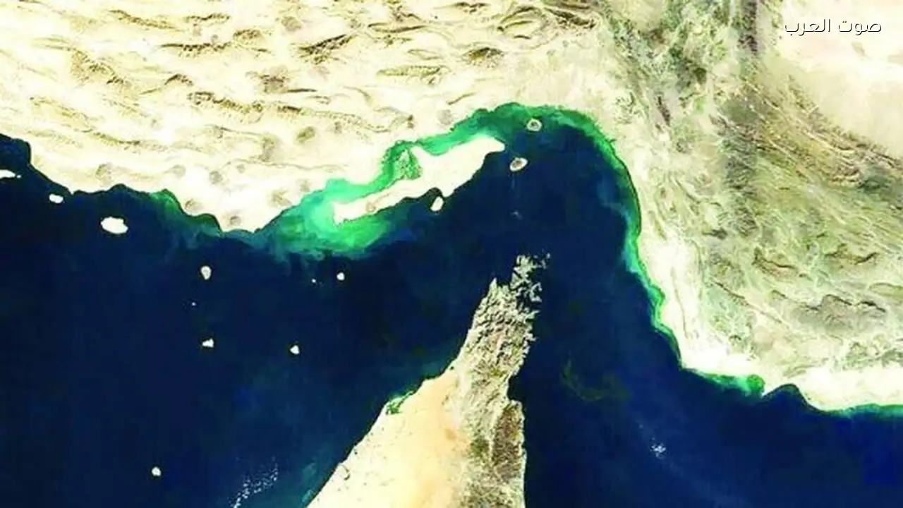 إندونيسيا وإيران تبحثان مرور ناقلات النفط عبر مضيق هرمز