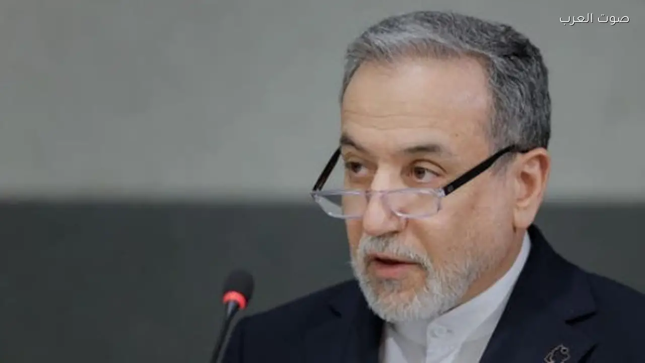 إيران تدعو لوضع بروتوكول جديد لمضيق هرمز