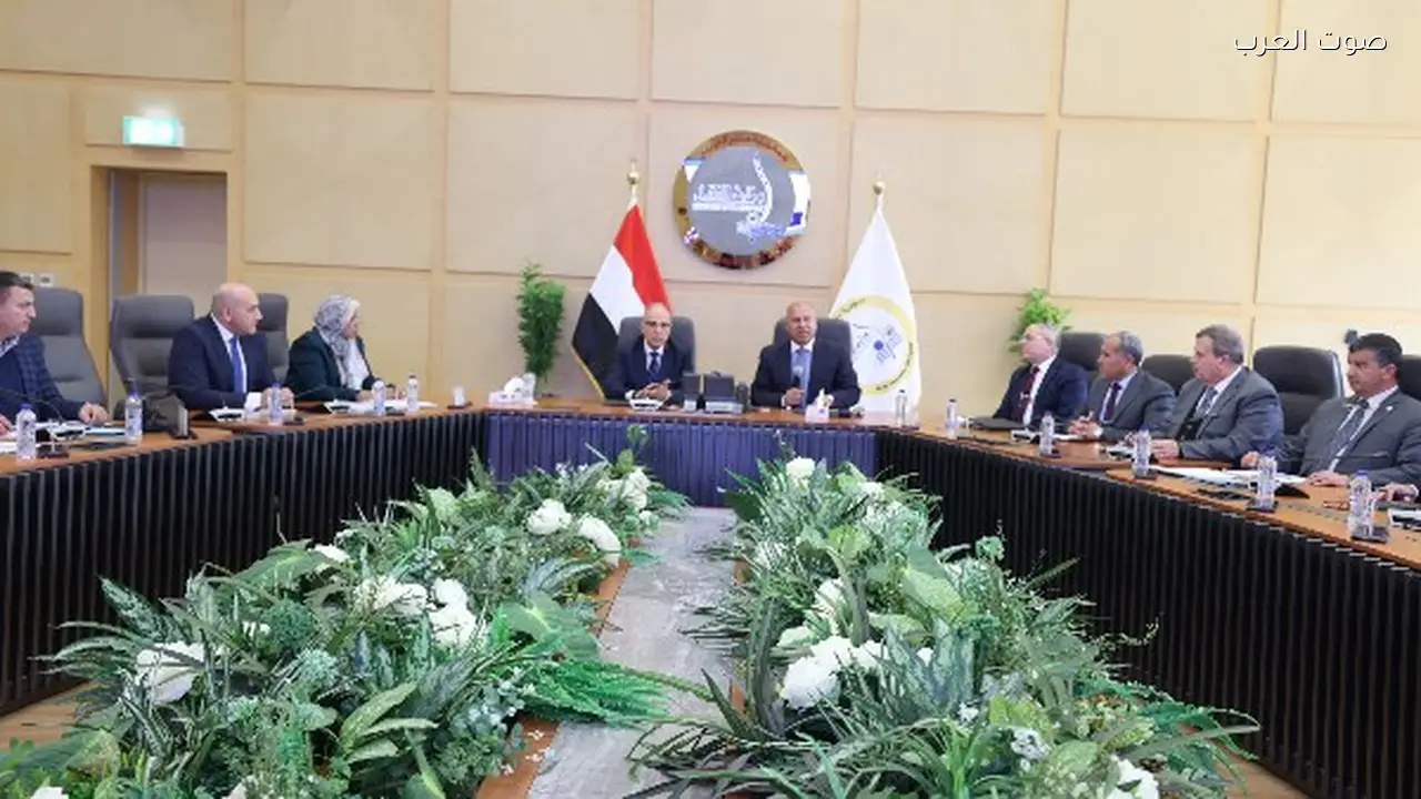 اتفاق بين النقل والري لتسريع إجراءات أراضي المشروعات الكبرى