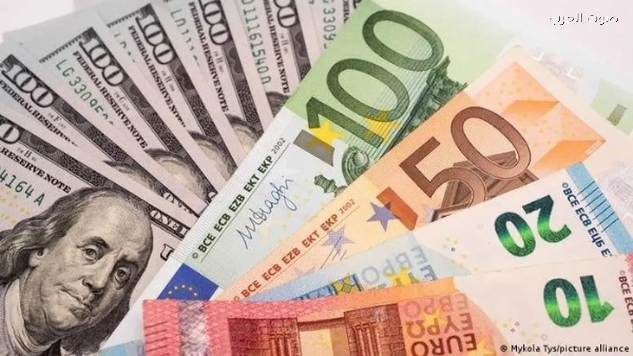 ارتفاع طفيف في أسعار العملات العربية والأجنبية بالبنوك المصرية اليوم