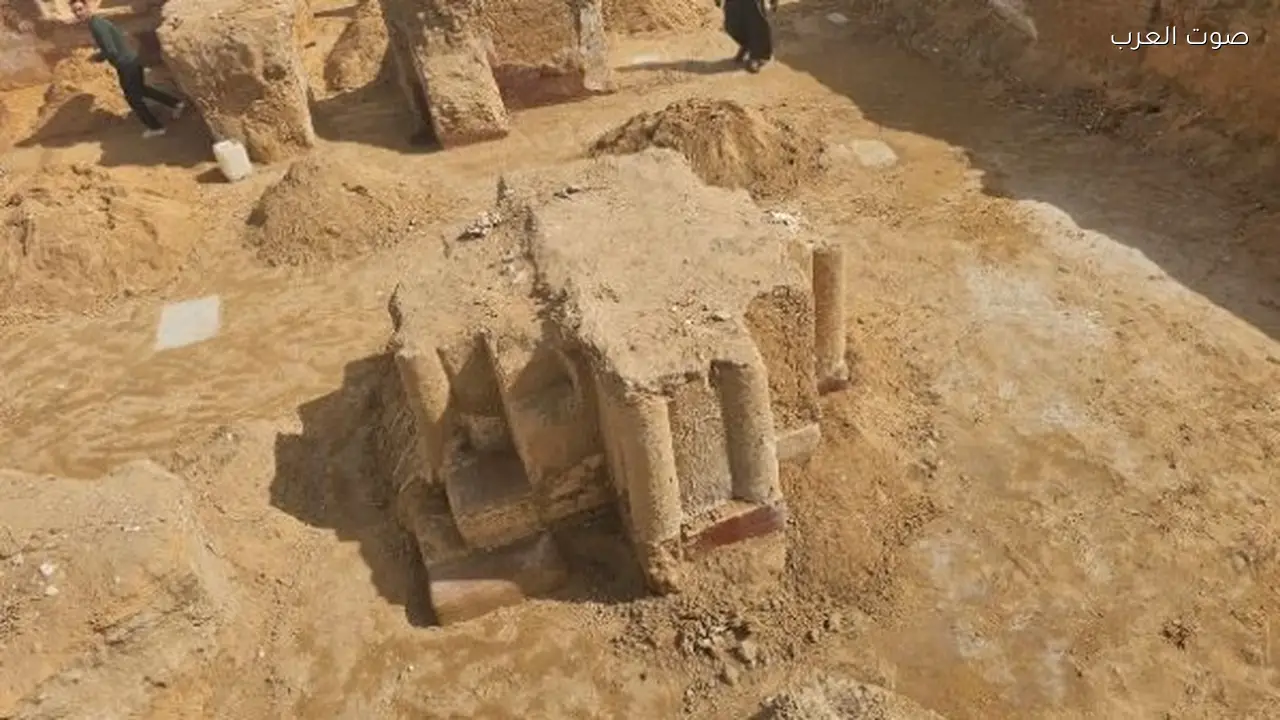 اكتشاف “دار ضيافة” رهبانية نادرة تعود للقرن الخامس في البحيرة