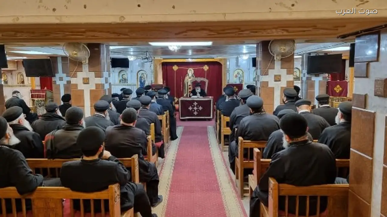 الأنبا ميخائيل يترأس مجمع كهنة حلوان لبحث قبول الآخر وترشيد الموارد