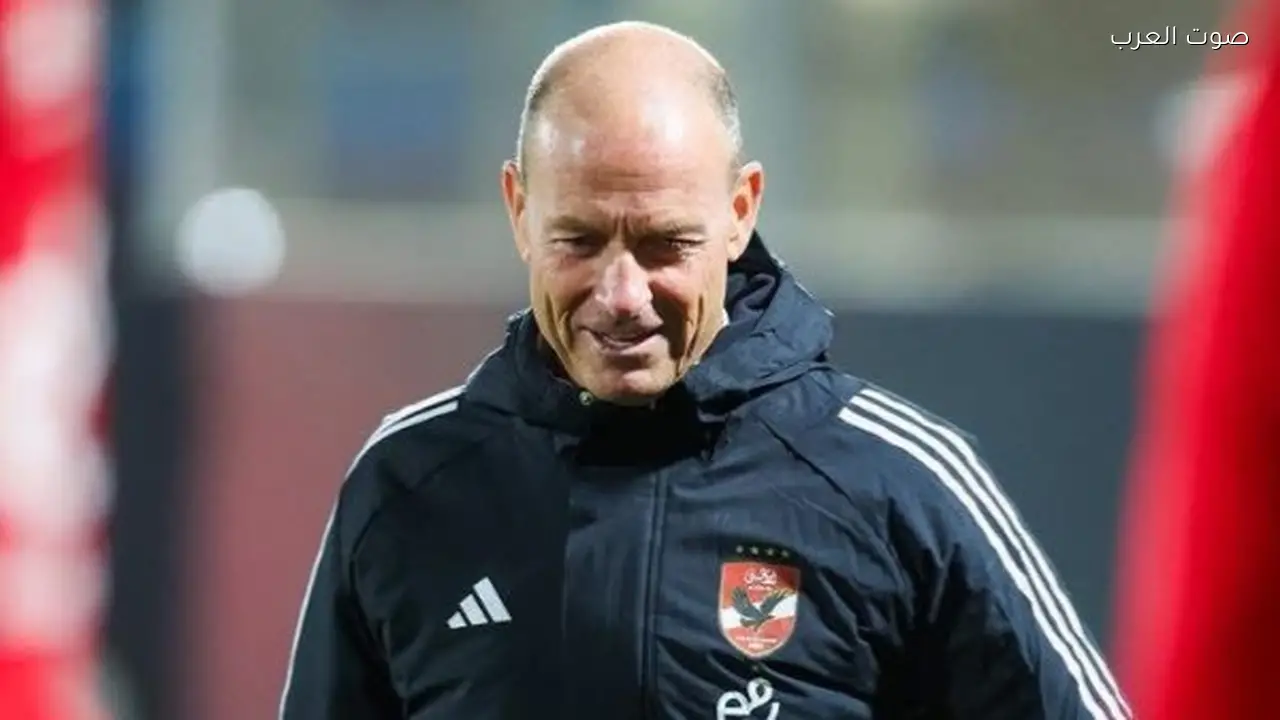 الأهلي يقرر إقالة توروب بسبب الشرط الجزائي