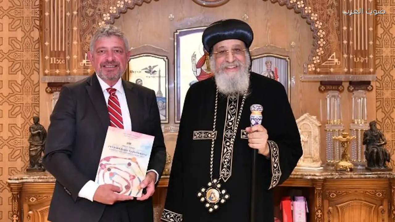 البابا تواضروس يستقبل سفير الدنمارك ويبحث تاريخ الكنيسة المصرية