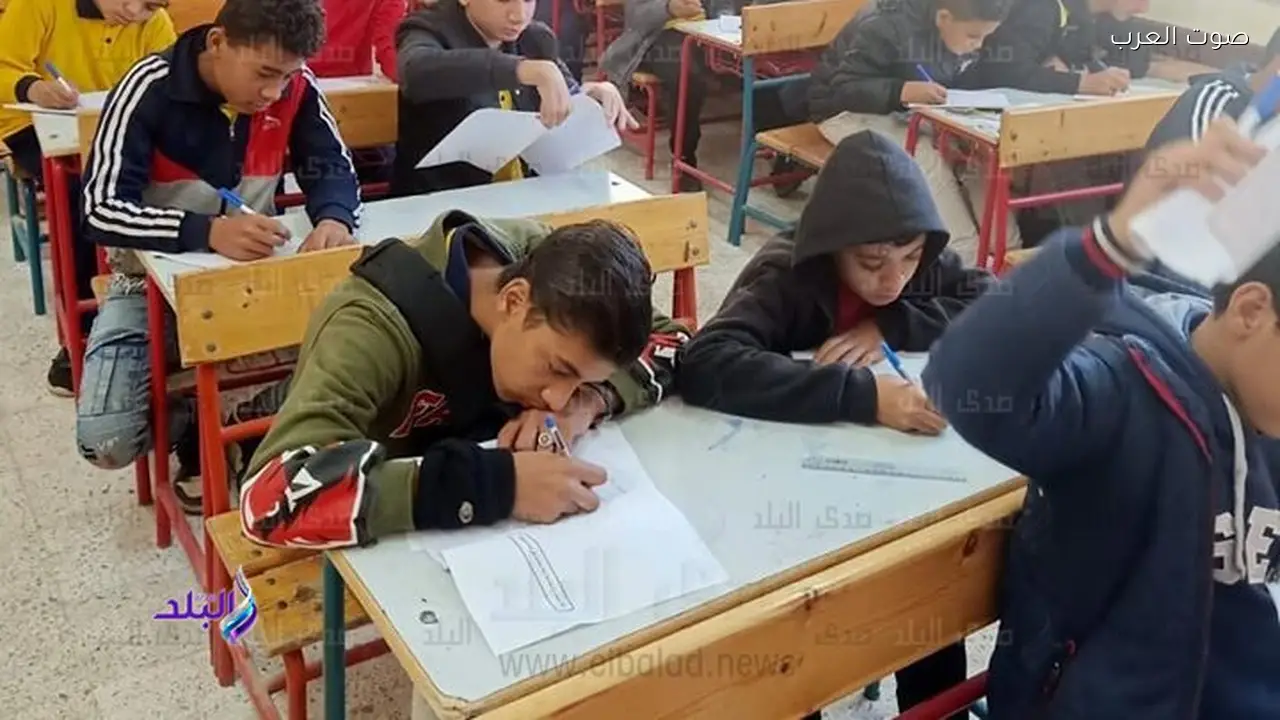 التعليم تؤكد عدم تعليق الدراسة خلال امتحانات مارس 2026