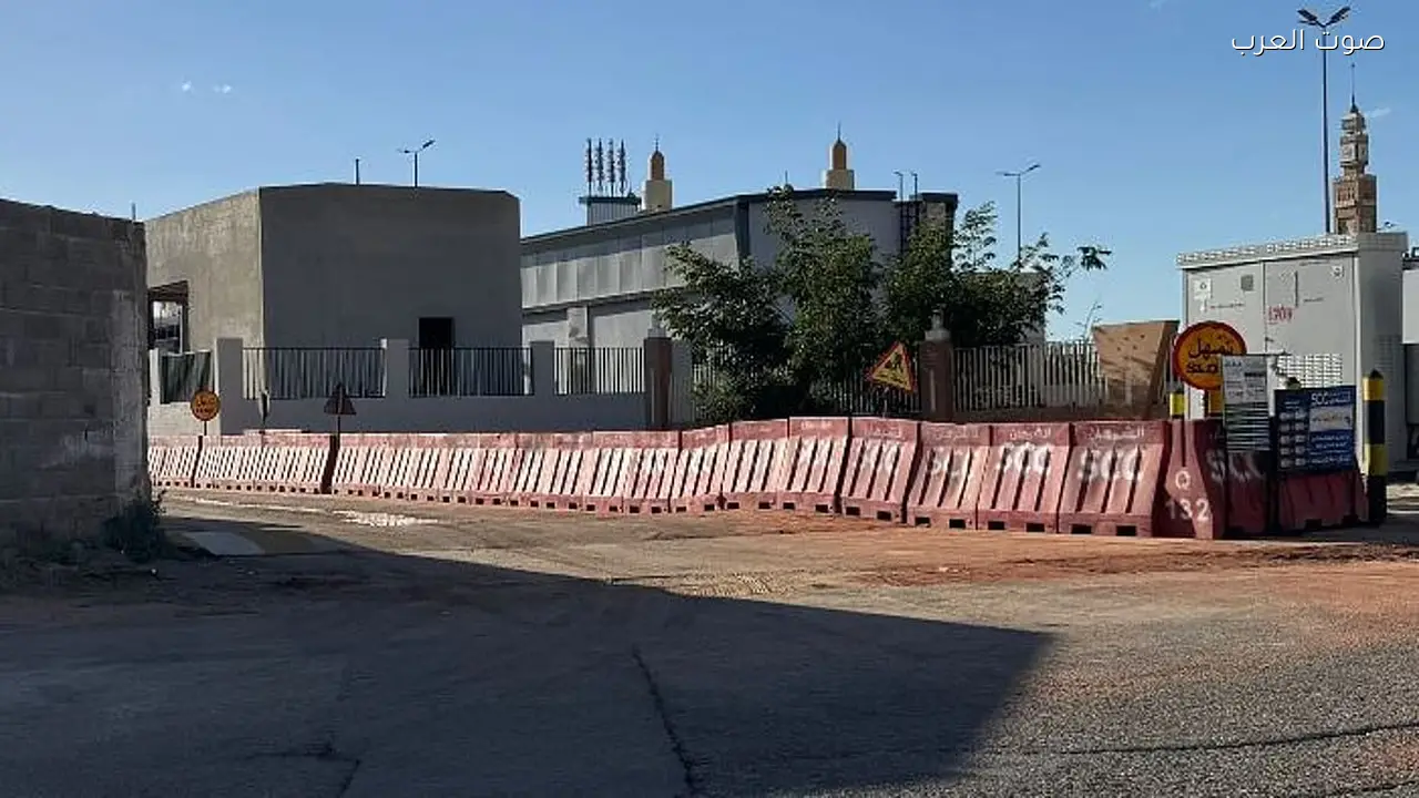 الجهات المعنية تحل أزمة الطريق المغلق في البكيرية