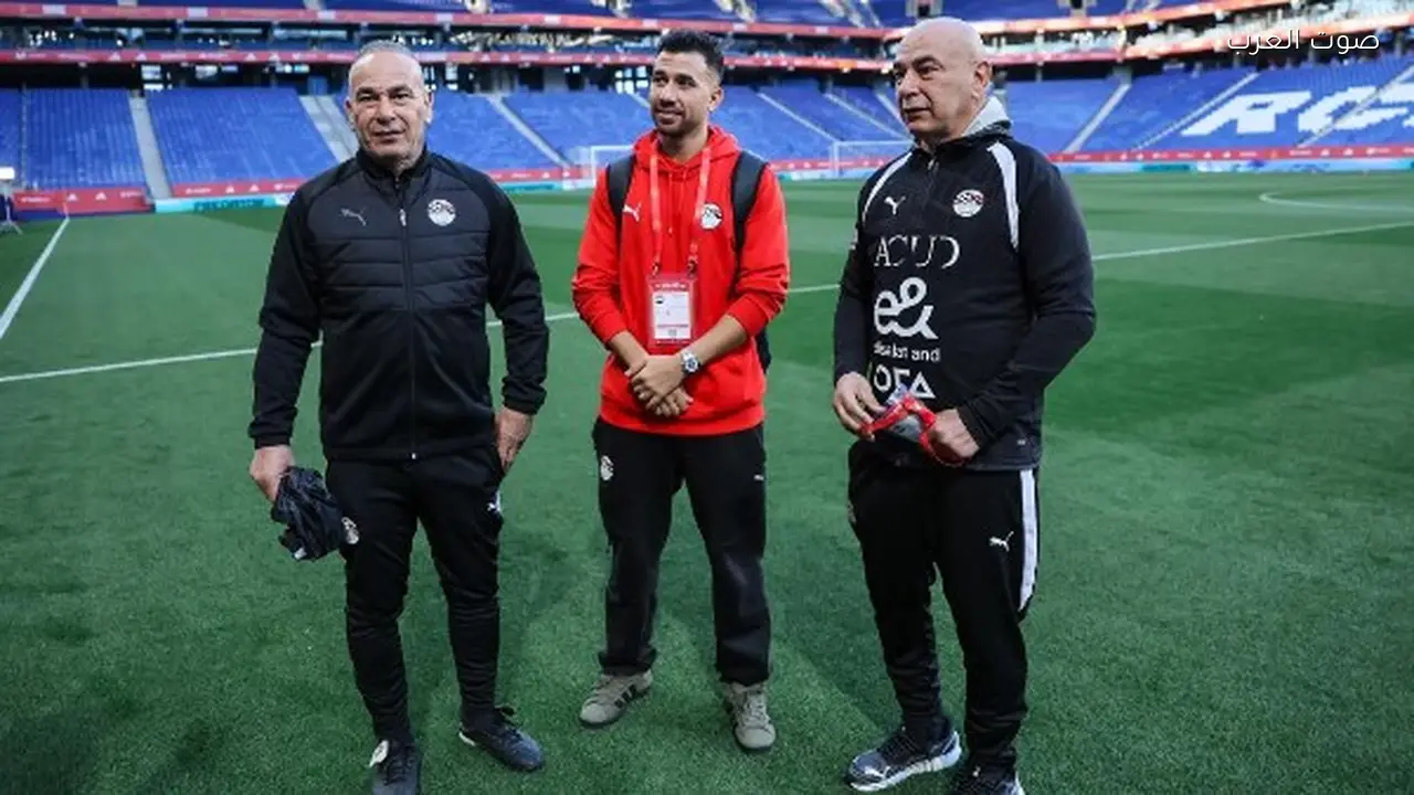 الجهاز الفني للمنتخب يزور ملعب “إسبانيول” للتفقد