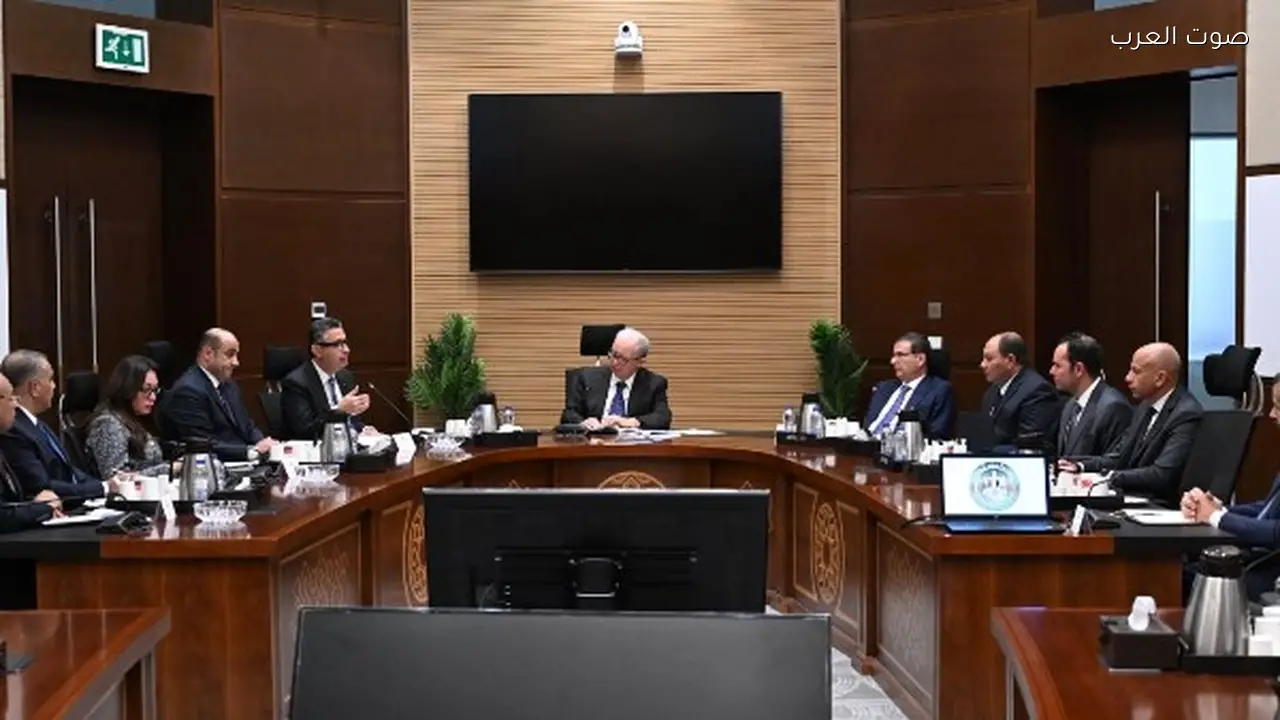 الحكومة تضمن احتياطيات كافية من السلع الأساسية لفترات طويلة