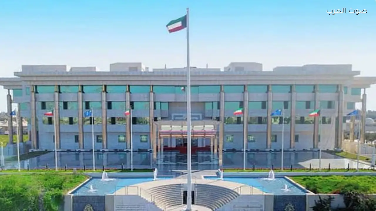 “الداخلية الكويتية: لا صحة لوجود تهديد أمني في المجمعات التجارية”