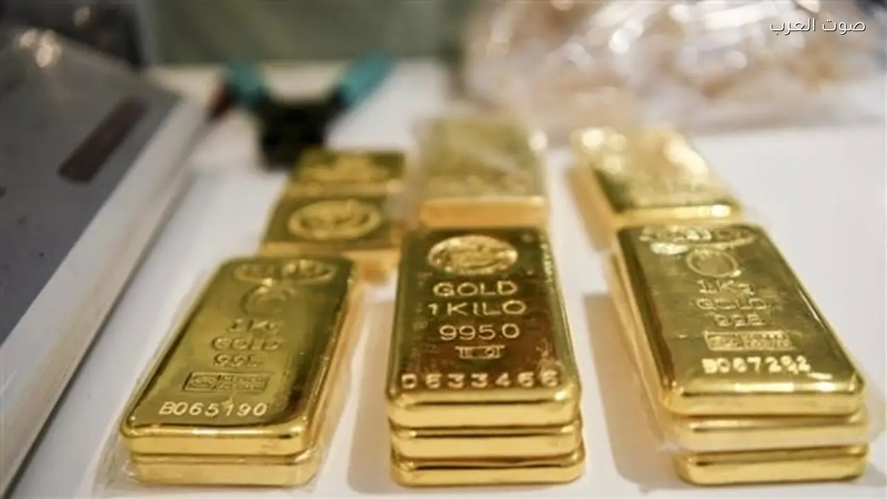 الذهب يسجل أطول سلسلة خسائر يومية في تاريخه