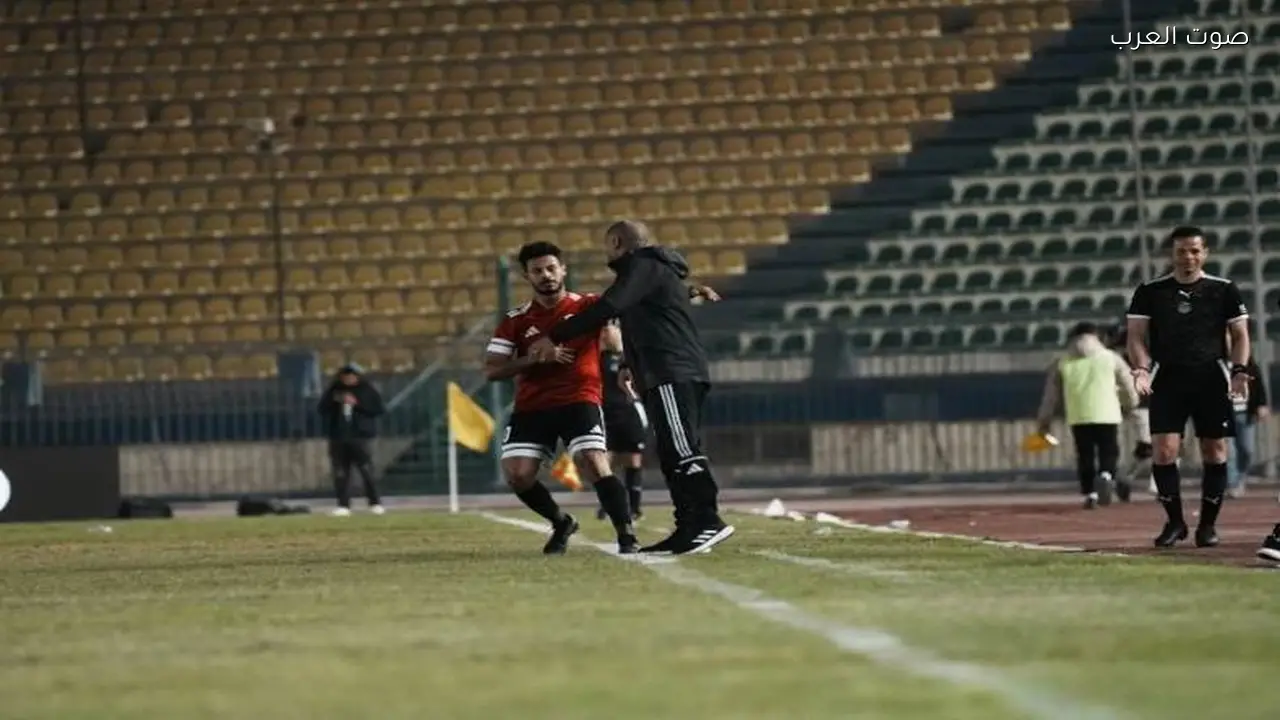 الزمالك يبحث في إمكانية استعادة محمد عاطف بعد انتهاء إعارته