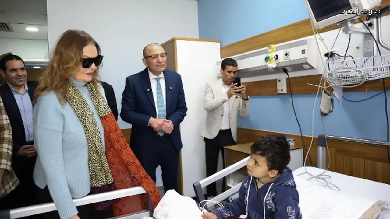 السفير التركي في القاهرة يزور مستشفى الناس ويحتفل مع المرضى بليلة القدر