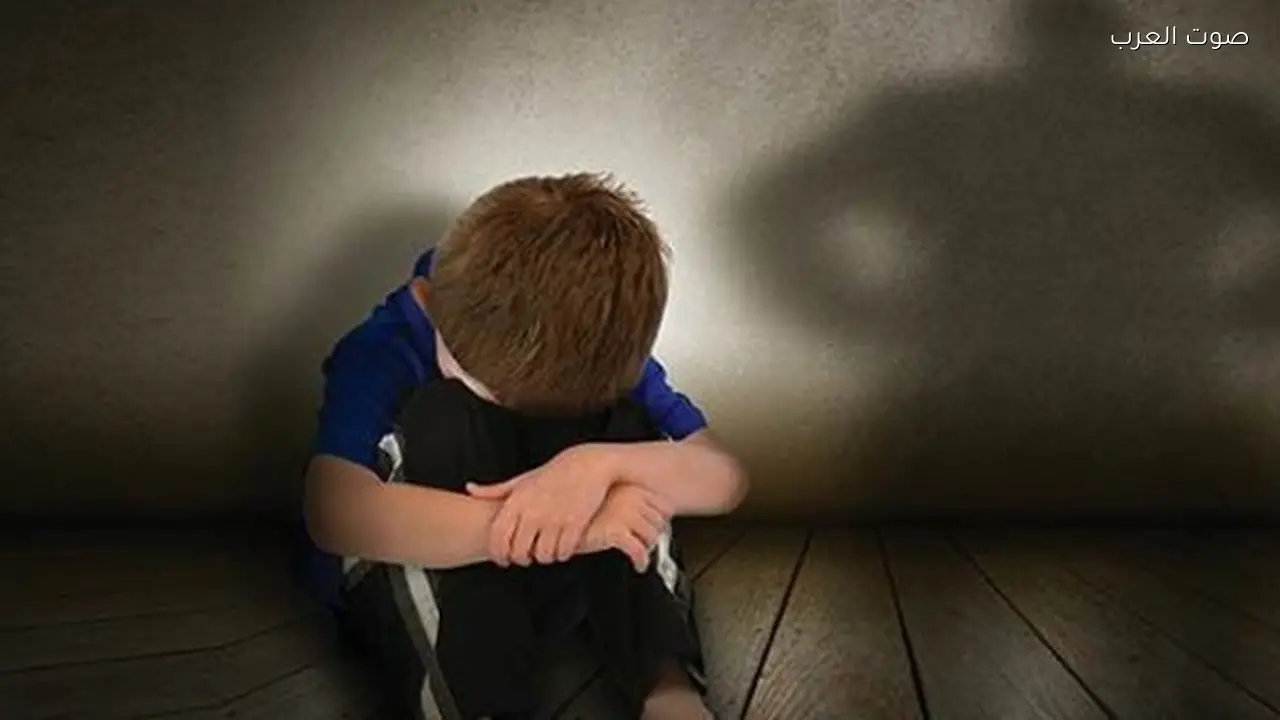 العثور على طفل مهجور في ميكروباص بالعمرانية