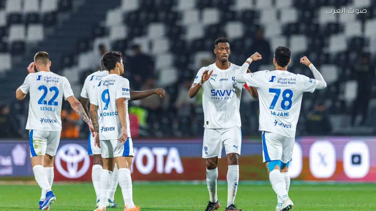 القنوات الناقلة لمباراة الهلال والنجمة في دوري روشن السعودي 2025-2026 وكيفية مشاهدتها عبر الإنترنت