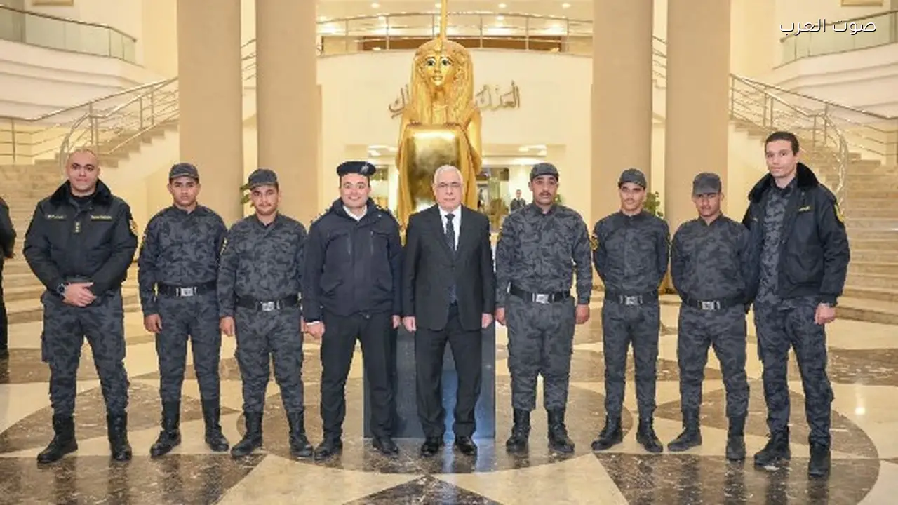 النائب العام يلتقي موظفي السكرتارية والحراسة في إفطار رمضاني