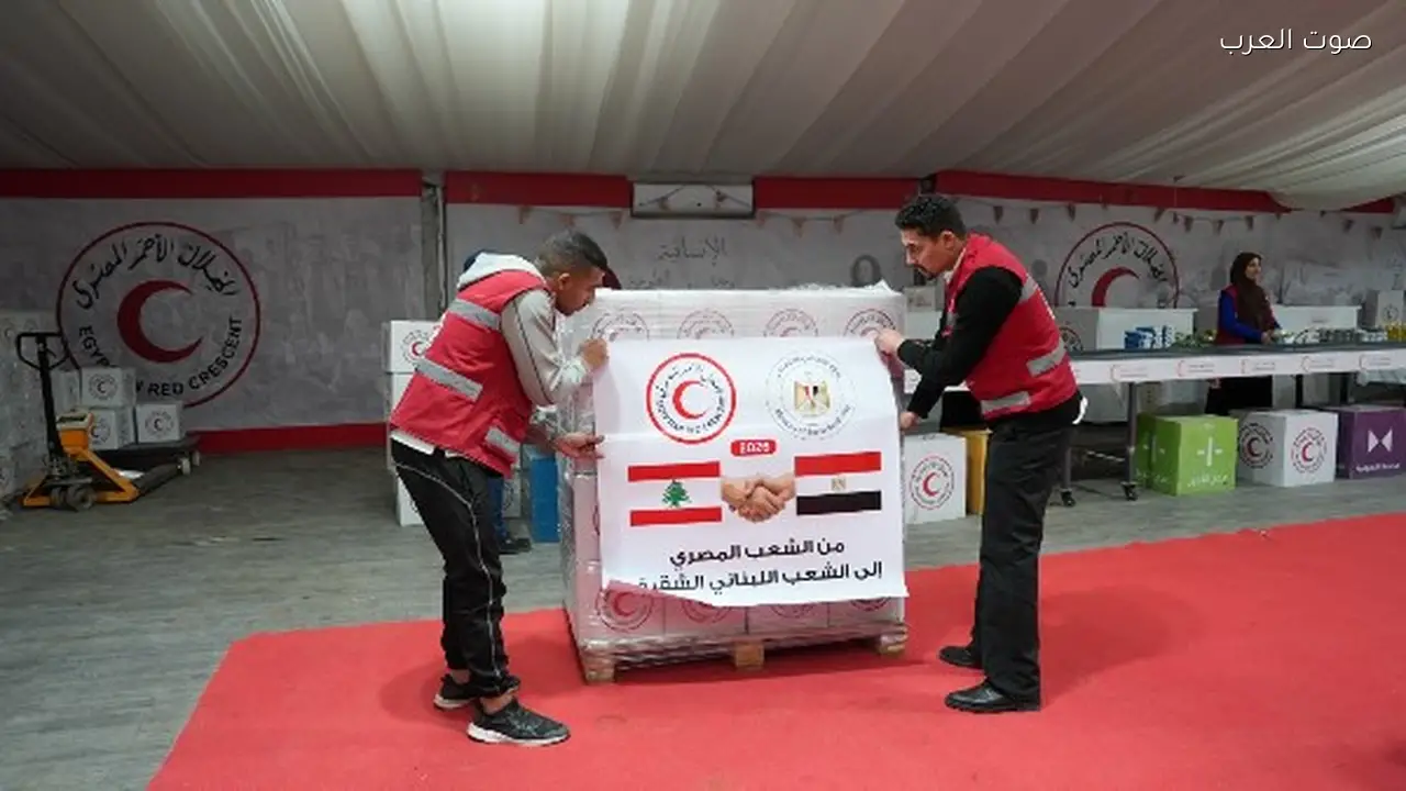 الهلال الأحمر يرسل مساعدات إنسانية إلى لبنان