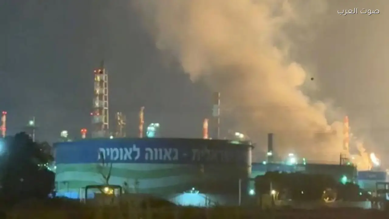 انخفاض سعر سهم شركة بازان الإسرائيلية لتصفية النفط بعد الهجوم الصاروخي